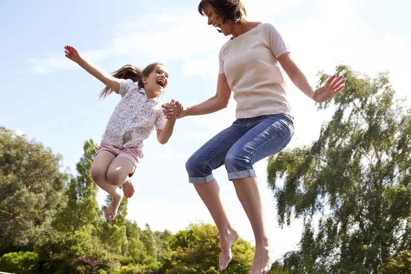 Trampoliny ogorodwe nie tylko dla dzieci