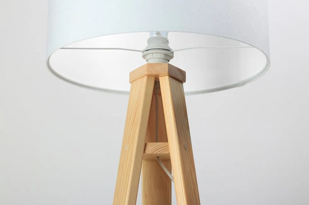 Lampa stojąca HOME 50 biała/sosna do salonu | MIRAT.