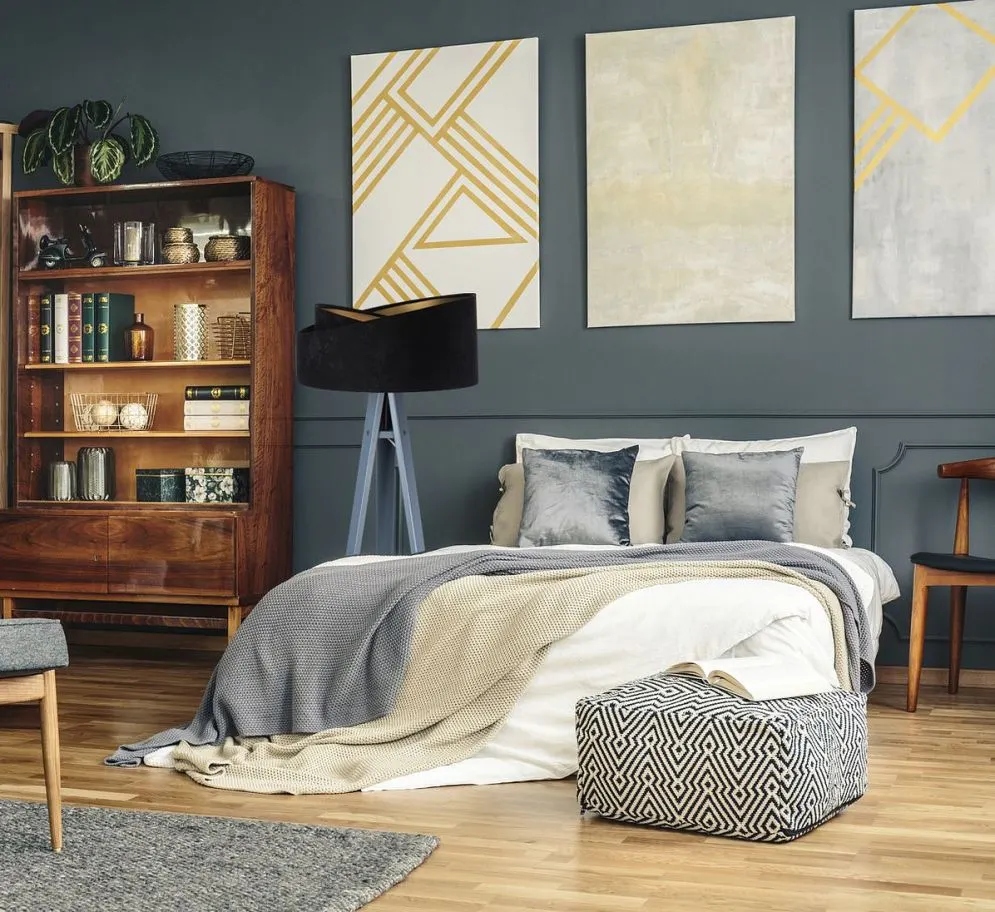 Lampa stojąca GEMSTONE czarna/złota/szara z asymetrycznym abażurem | MIRAT.