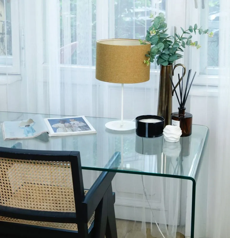 Lampa stołowa ERUTAN III żółta w kształcie walca I sklep meblowy MIRAT.