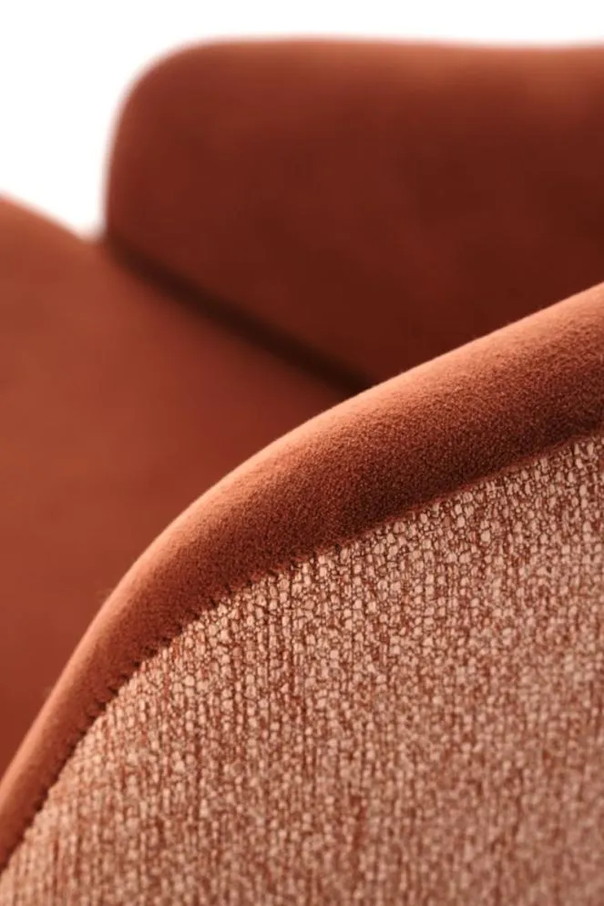 Krzesło tapicerowane MALAGA cynamonowe obracane na drewnianych nogach I sklep meblowy MIRAT. styl SKANDYNAWSKI