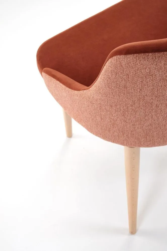 Krzesło tapicerowane MALAGA cynamonowe obracane na drewnianych nogach I sklep meblowy MIRAT. styl SKANDYNAWSKI