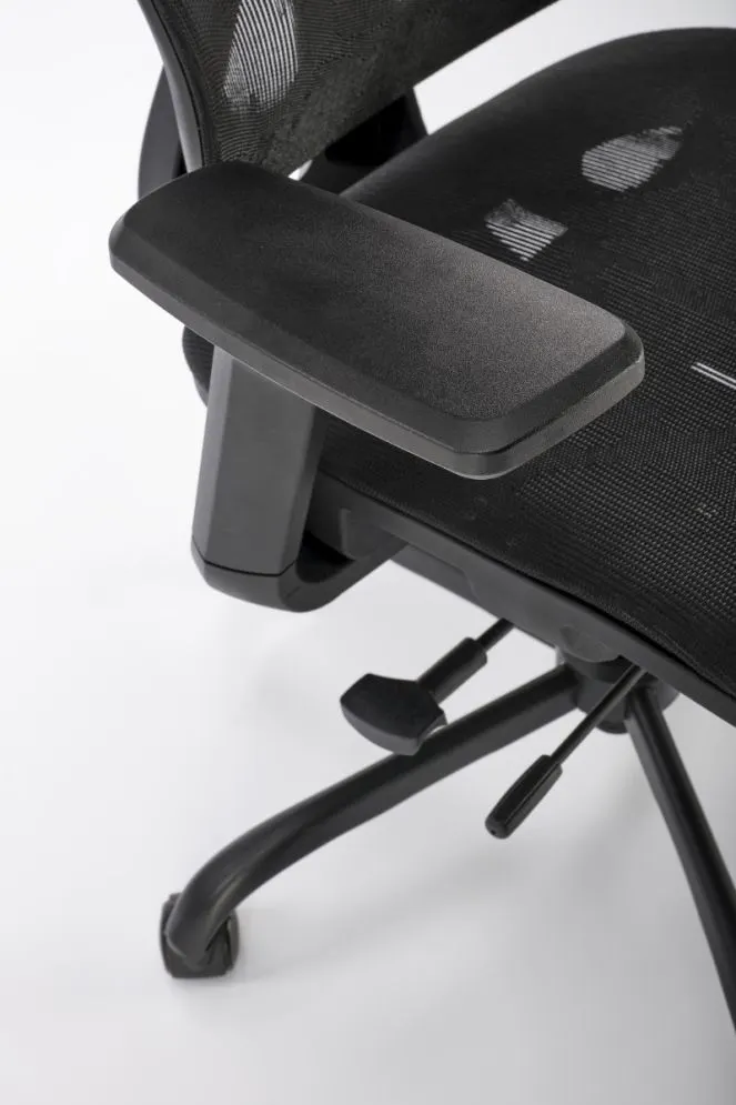 Fotel biurowy GOTARD czarny obrotowy I sklep meblowy MIRAT.