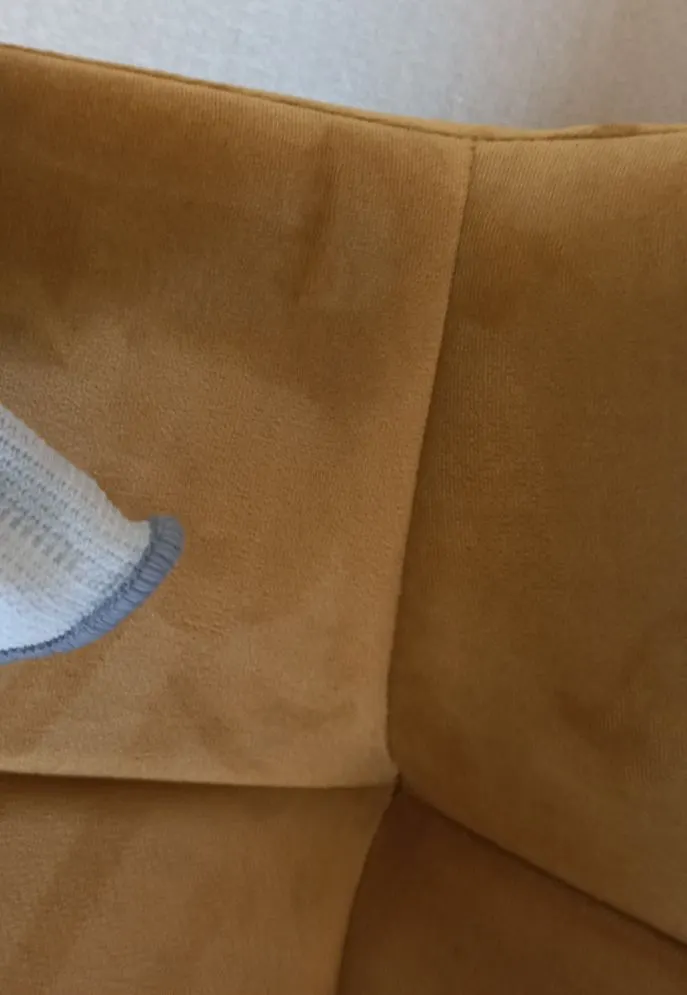 Krzesło tapicerowane MILA VELVET curry - powystawowe I sklep meblowy MIRAT. styl GLAMOUR