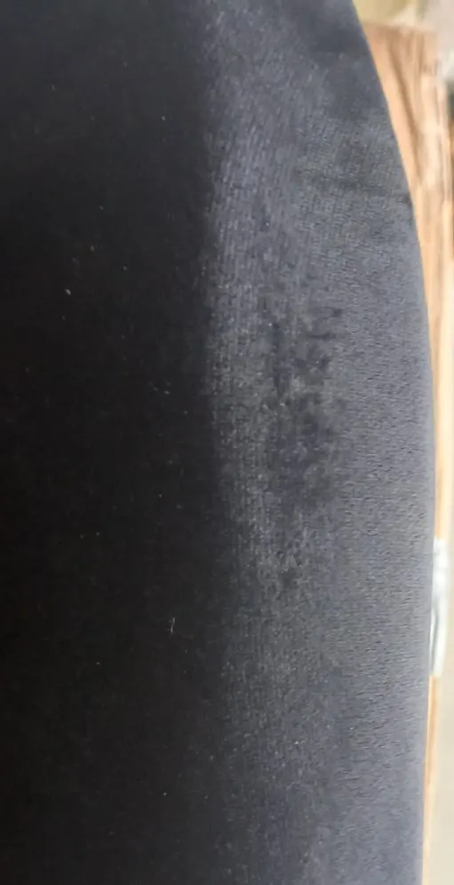 Krzesło JENISEJ VELVET GOLD czarne - powystawowe I sklep meblowy MIRAT. styl GLAMOUR