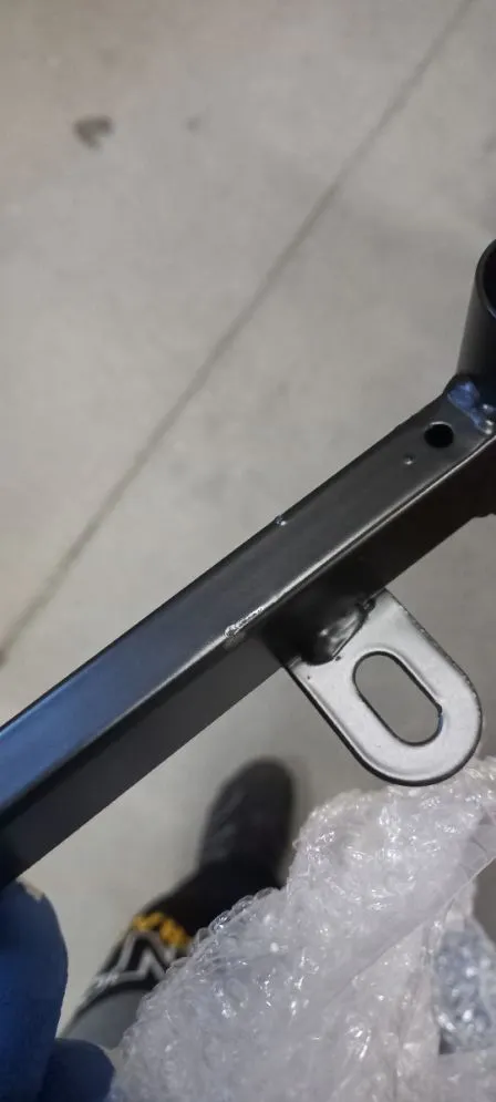 Hoker niski CHIC H-2 VELVET czarny - powystawowy I sklep meblowy MIRAT. styl GLAMOUR, LOFT