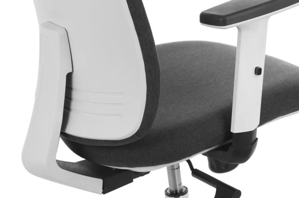 Fotel biurowy ZN-605-W szary z kółkami do paneli | MIRAT.