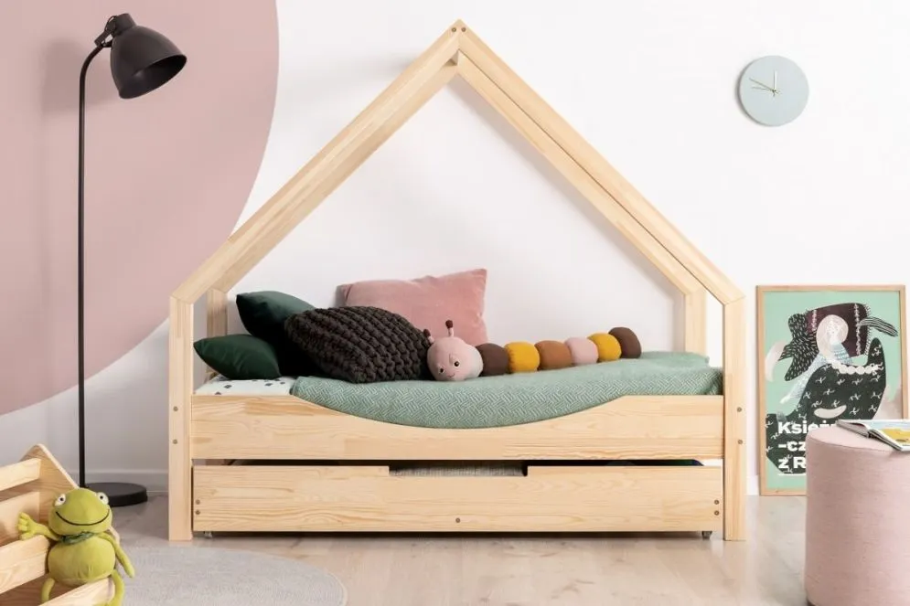 Dziecięce łóżko domek z drewna sosnowego polskiej produkcji z szufladą LOCA E