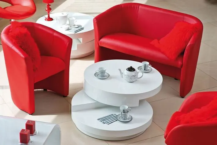 czerwony fotel tapicerowany do kawiarni lub poczekalni TM-1