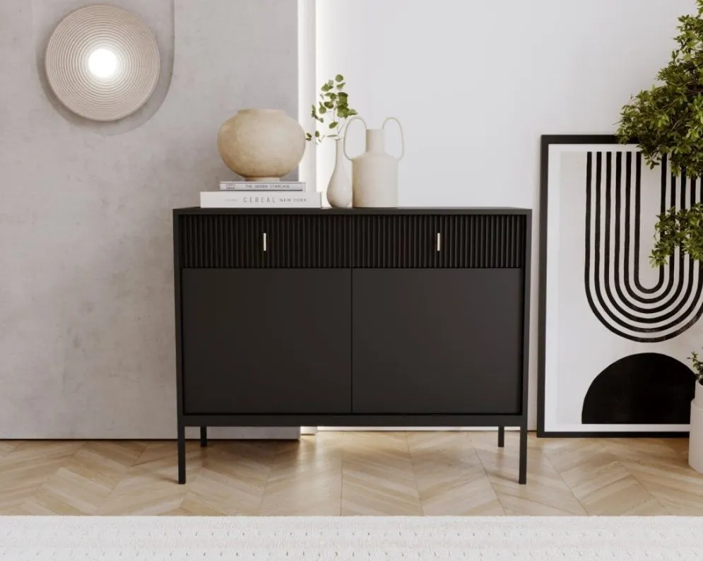 Komoda MAGGIORE 2D2S 104 czarna mat glamour I sklep meblowy MIRAT. styl GLAMOUR, RYFLOWANY kolekcja MAGGIORE