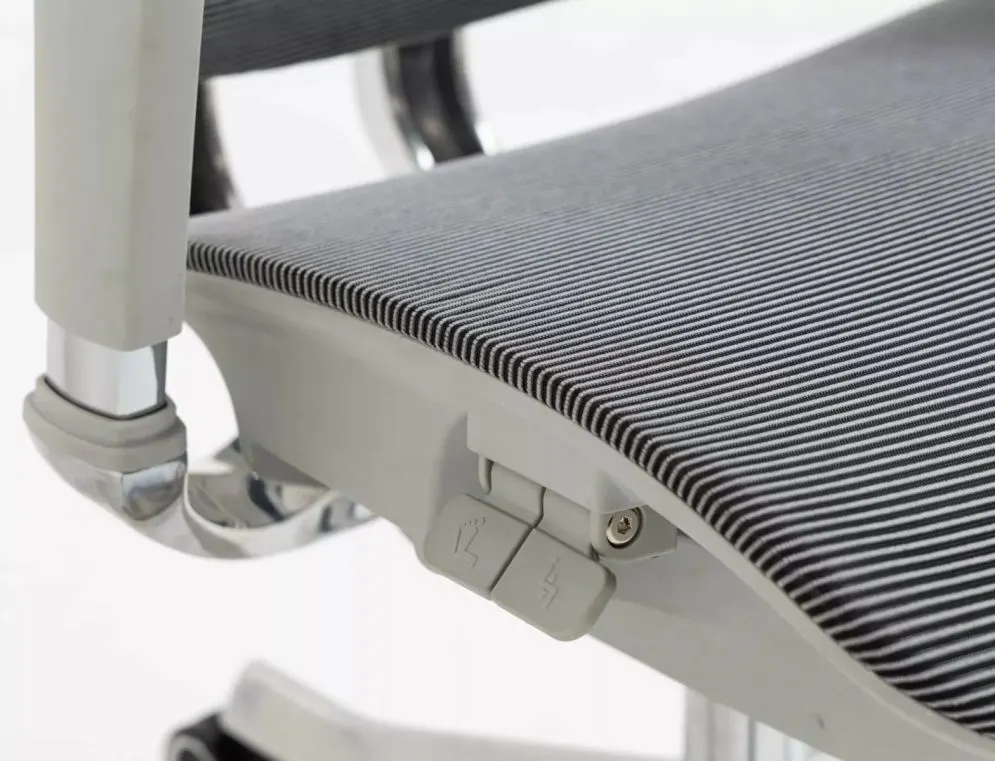 Ergonomiczny fotel biurowy Winner Lux szary z miękkimi podłokietnikami | MIRAT