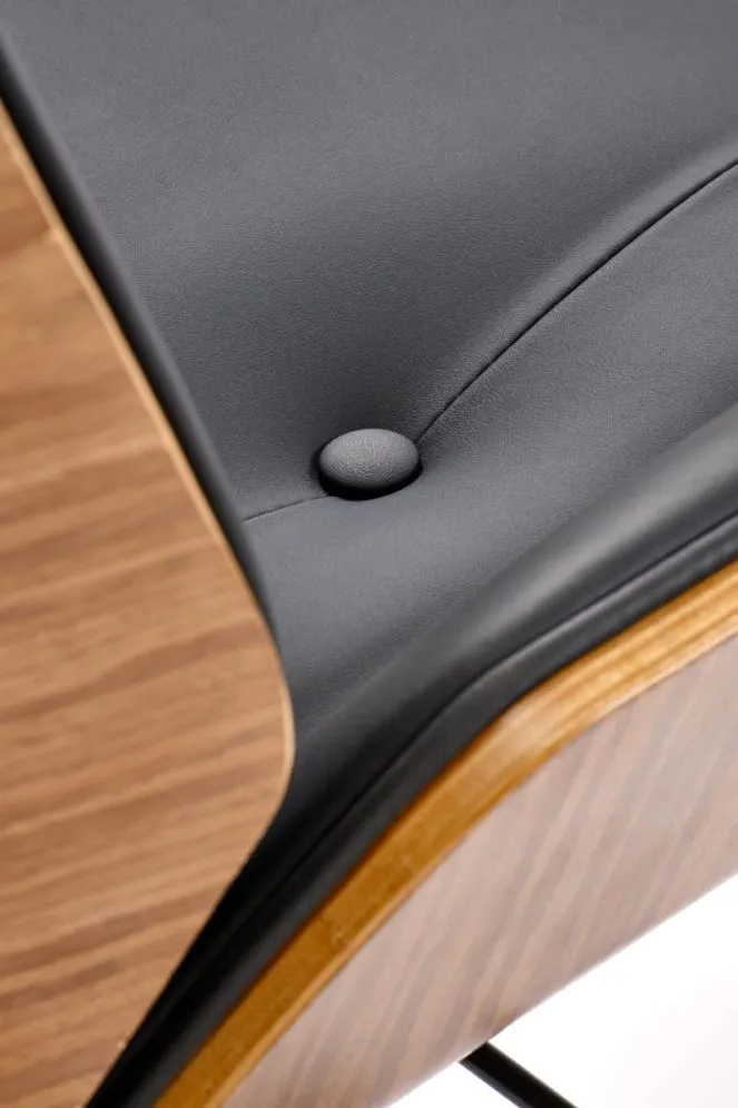 Fotel biurowy WEBSTER czarny/orzechowy z ekoskóry I sklep meblowy MIRAT.