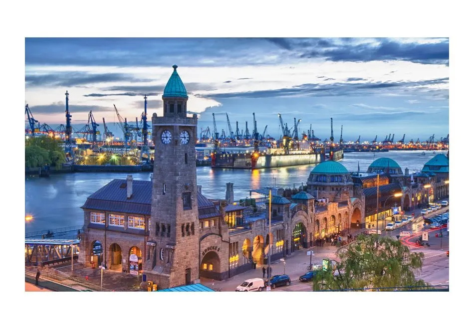 Fototapeta - St. Pauli Landing Stages-2