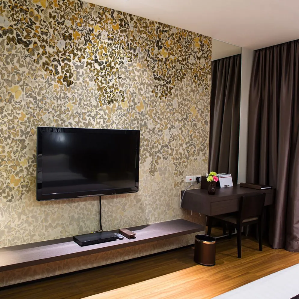 Fototapeta - Sztuka i motyle-1