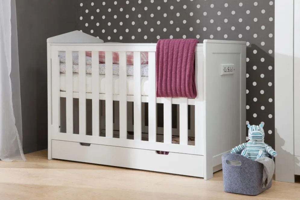 Łóżeczko dziecięce MARSYLIA 120x60 białe z wyjmowanymi szczebelkami | MIRAT.  kolekcja MARSYLIA