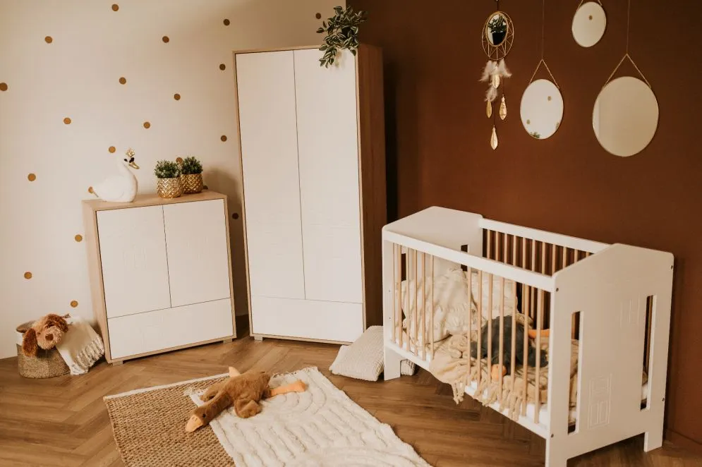 Łóżeczko dziecięce IDA 120x60 białe/buk z wyciąganymi szczebelkami I sklep meblowy MIRAT.