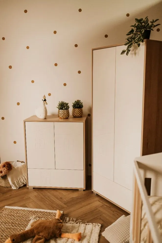 Komoda dla dzieci IDA biała/buk z systemem push-to-open I sklep meblowy MIRAT.  kolekcja IDA