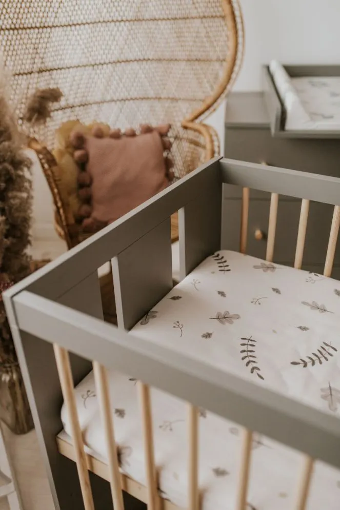 Łóżeczko dziecięce PAULINE 120x60 grafitowe/sosna ze stelażem I sklep meblowy MIRAT.