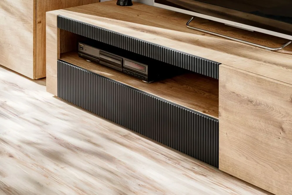 Meblościanka ARON LED dąb ribbeck/czarny mat nowoczesna I sklep meblowy MIRAT. styl RYFLOWANY kolekcja ARON