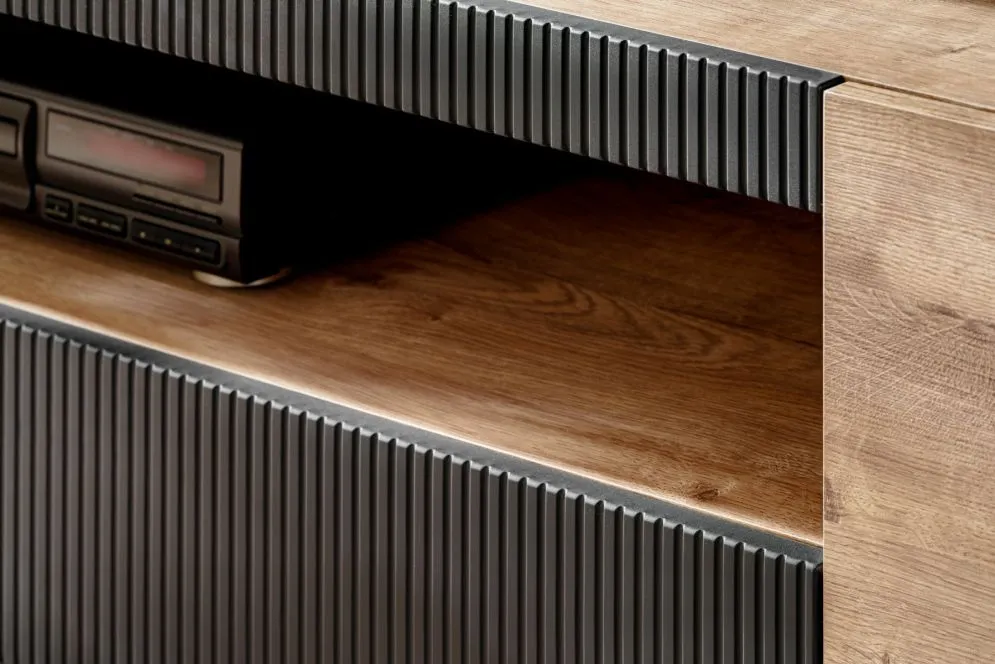 Meblościanka ARON LED dąb ribbeck/czarny mat nowoczesna I sklep meblowy MIRAT. styl RYFLOWANY kolekcja ARON