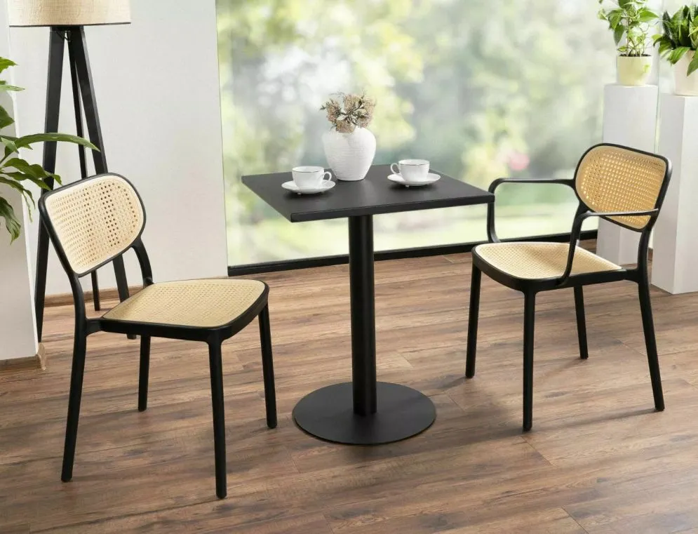 Krzesło z tworzywa BALI czarne/beżowe z efektem rattanu I sklep meblowy MIRAT.