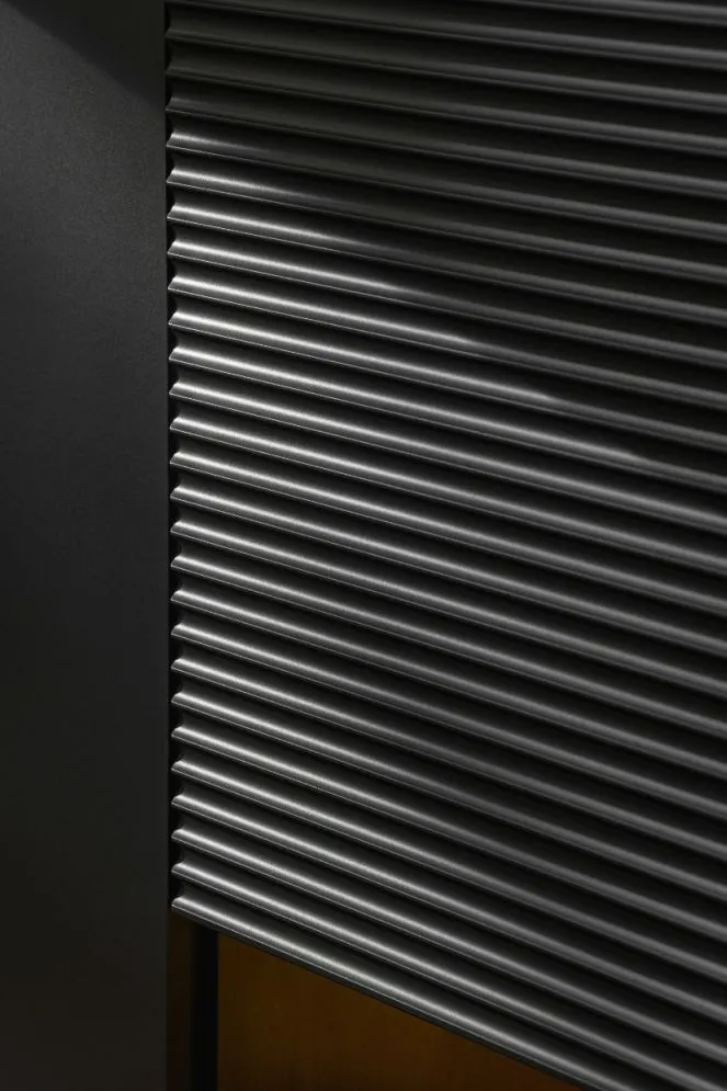 Meblościanka BRICK hikora/czarny mat do salonu I sklep meblowy MIRAT. styl LOFT, RYFLOWANY