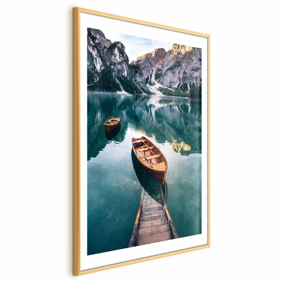 Plakat Łodzie w Dolomitach 21x30 cm z ramą złotą z marginesem | MIRAT.