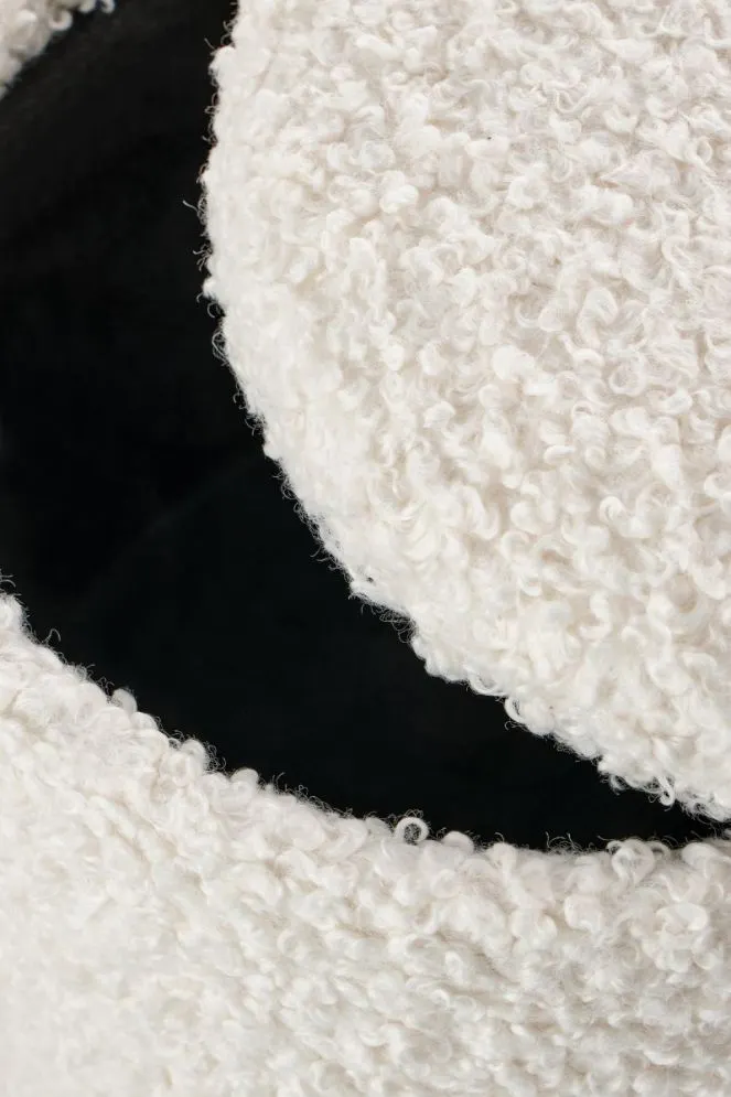 Zestaw 2 puf CANCUN tapicerowanych tkaniną bouclé | MIRAT.