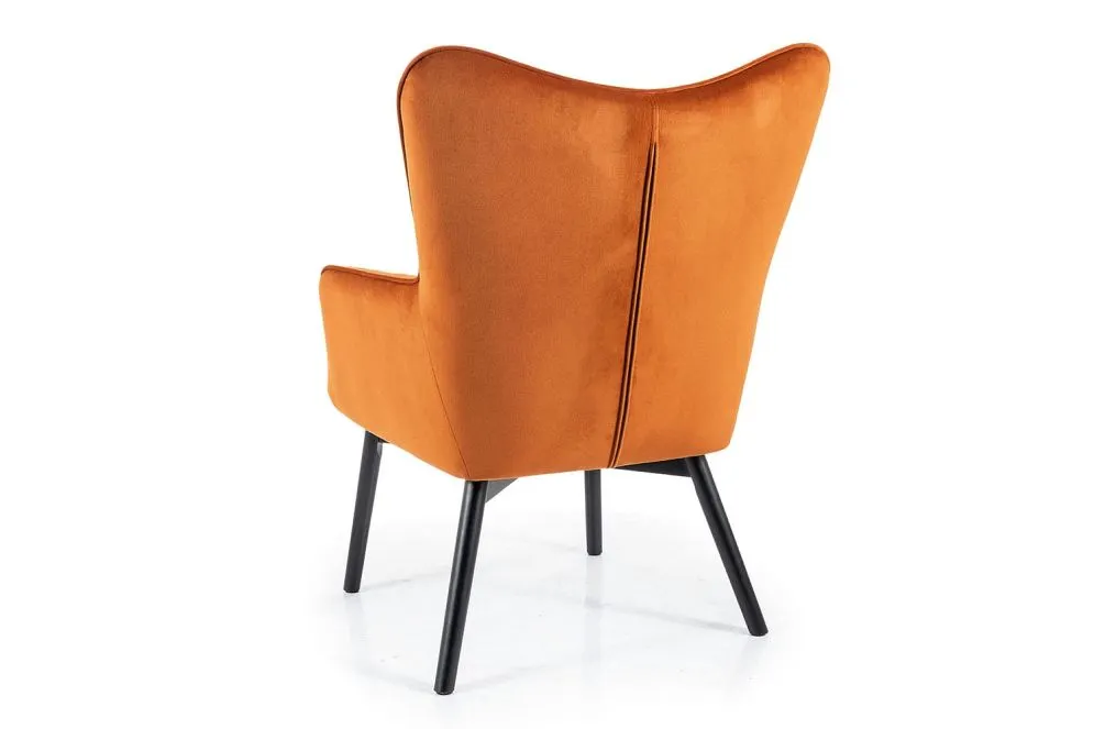 Fotel do salonu CARMEN VELVET cynamonowy na drewnianych nogach I sklep meblowy MIRAT.