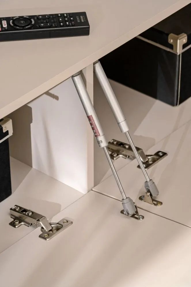 Meblościanka GUSTO LUX B kaszmir/dąb artisan z oświetleniem LED I sklep meblowy MIRAT.