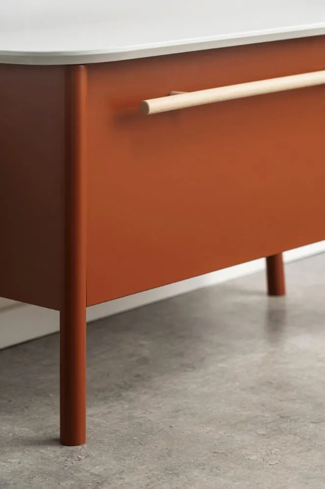 Siedzisko łazienkowe ze schowkiem DUKLA 68 cm terakota półmat | MIRAT  kolekcja DUKLA