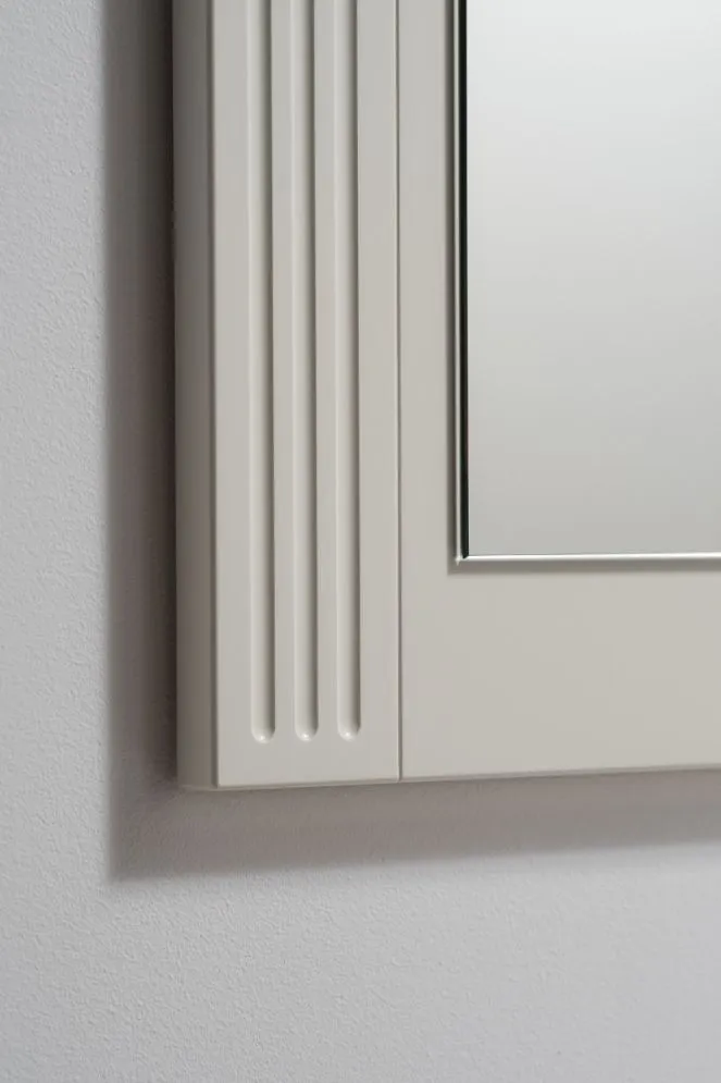 Lustro łazienkowe OXFORD 60x80 cm w ramie w kolorze starej bieli | MIRAT  kolekcja OXFORD