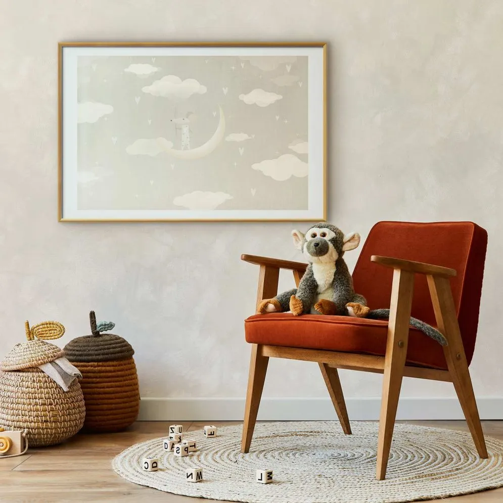 Plakat Myszka na księżycu 60x40 cm z ramą złotą z marginesem | MIRAT.