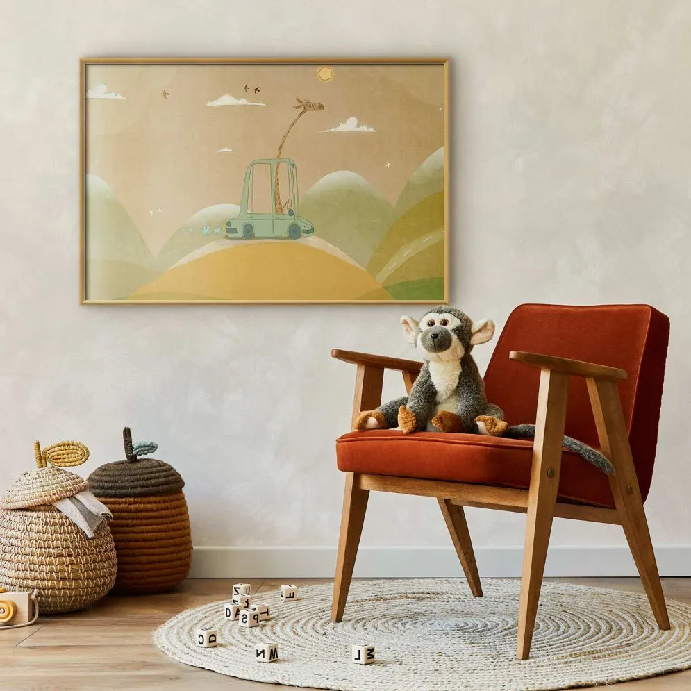 Plakat Podróżująca żyrafa 42x29,7 cm z ramą złotą bez marginesu | MIRAT.