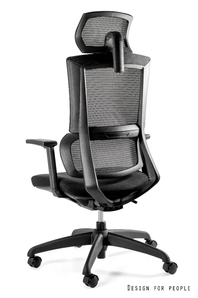 Fotel biurowy ELEGANCE czarny z regulowanymi podłokietnikami | MIRAT.