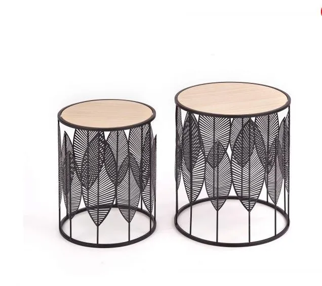 Zestaw 2 ław FOLLA z drewnopodobnym blatem na podstawie w stylu boho | MIRAT.