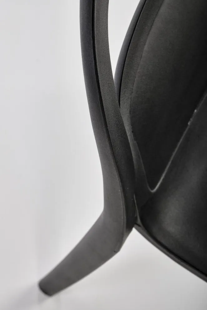 Krzesło K490 z tworzywa do ogrodu  I sklep meblowy MIRAT.