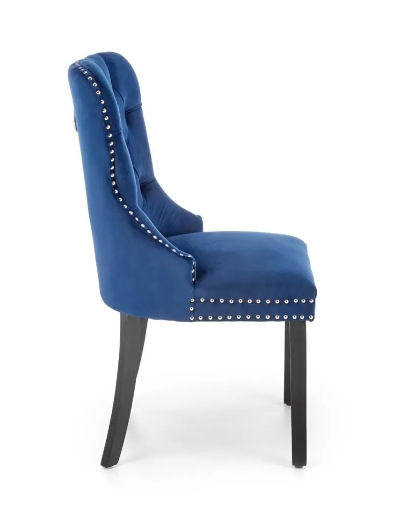 Krzesło tapicerowane MIYA VELVET granatowe pikowane z kołatką | MIRAT. styl GLAMOUR
