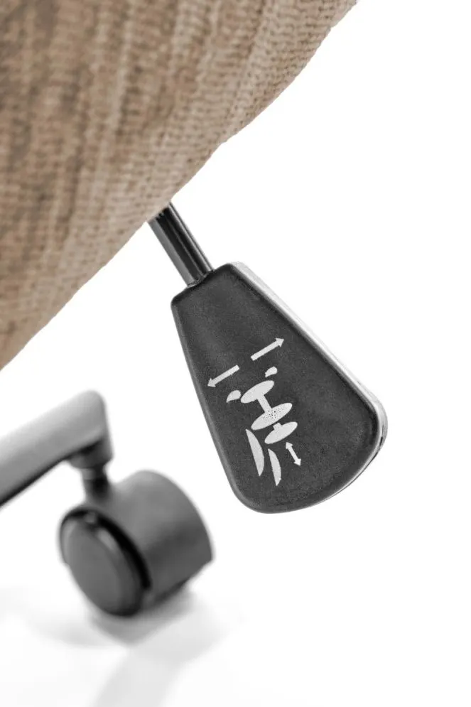 Fotel biurowy FLORES jasnobrązowy z podłokietnikami | MIRAT.