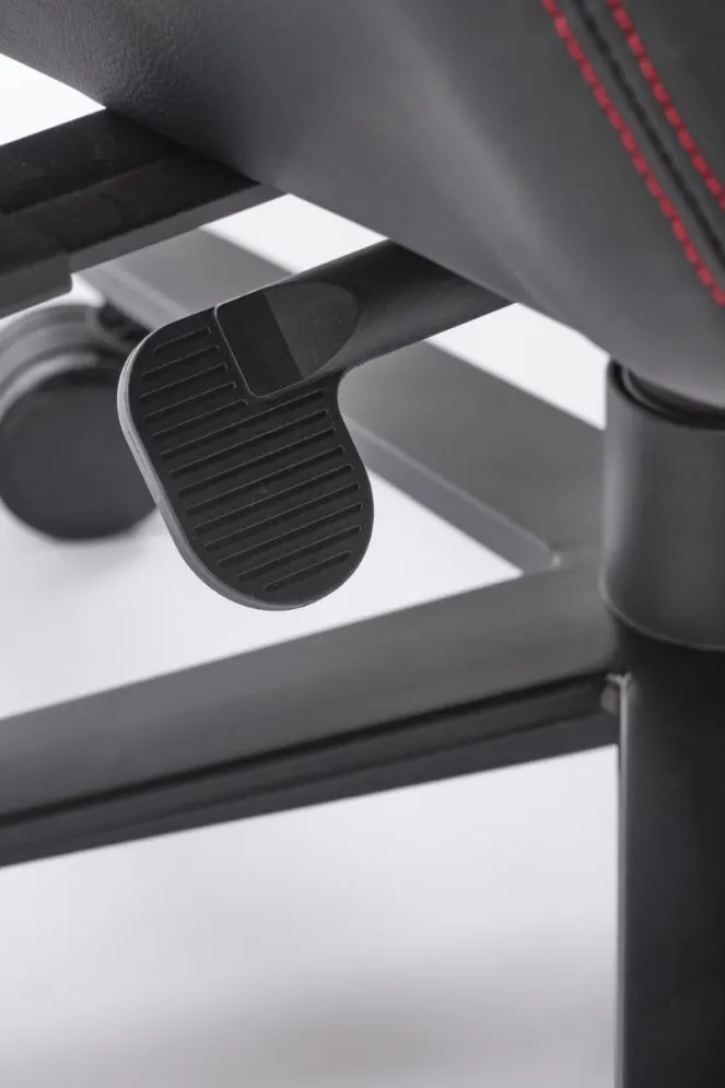 Fotel gamingowy CHAVEZ czarny obrotowy I sklep meblowy MIRAT.