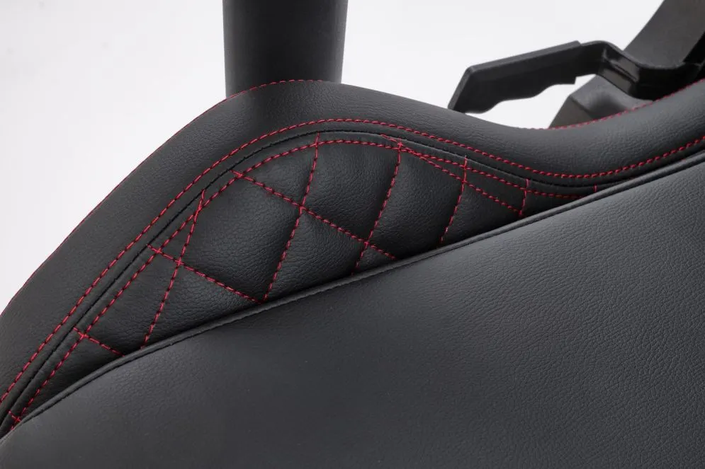 Fotel gamingowy CHAVEZ czarny obrotowy I sklep meblowy MIRAT.