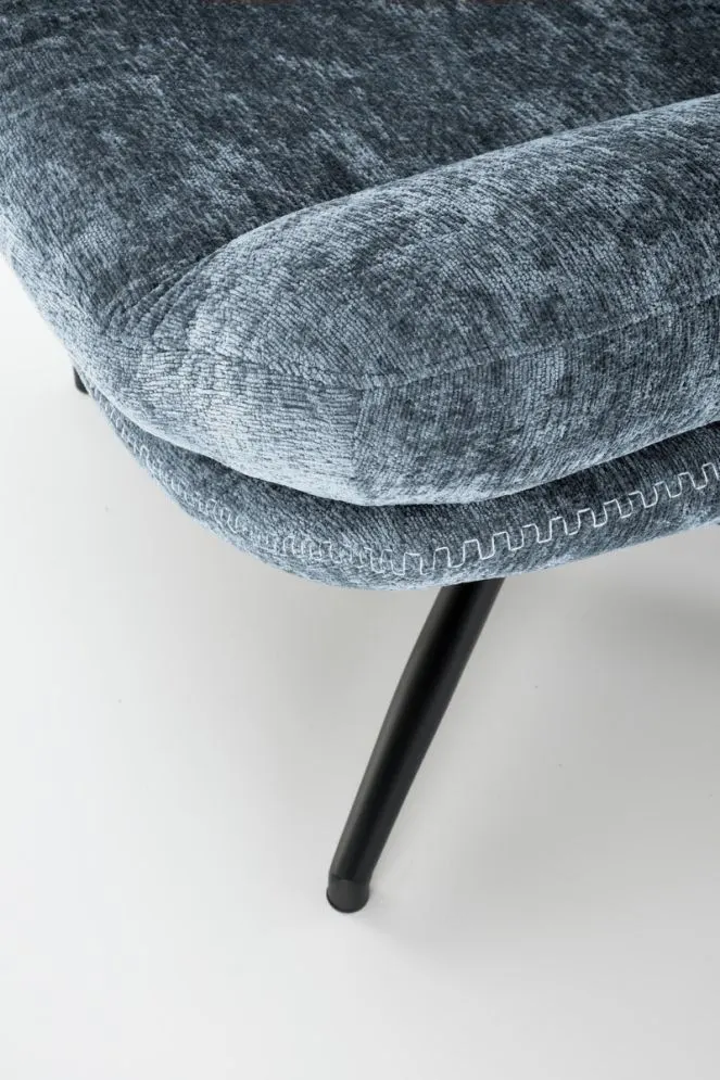 Fotel DARIO niebieski z podnóżkiem tapicerowany I sklep meblowy MIRAT.