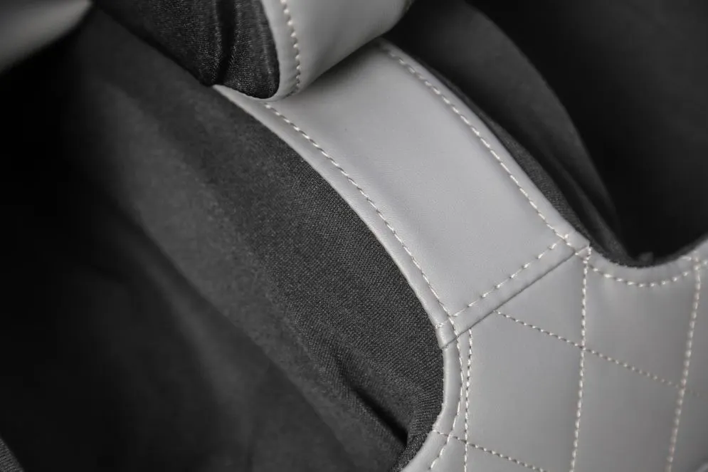 Fotel rozkładany SOLARIA kremowy/szary z funkcją masażu podgrzewanie I sklep meblowy MIRAT.