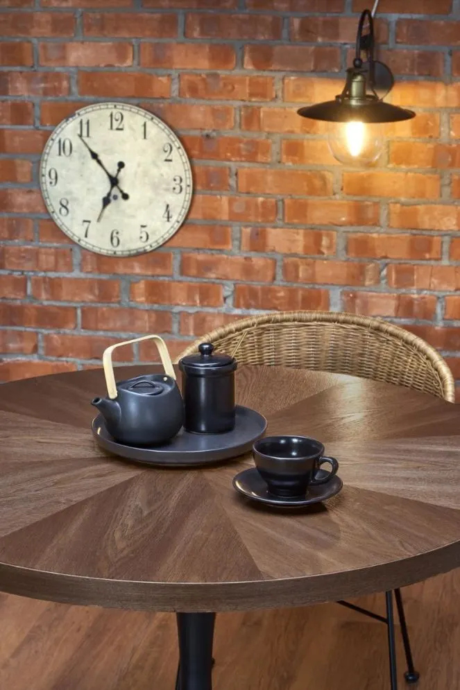 Stół CARMELO 100x100 orzech/czarny okrągły na jednej nodze firmy Halmar | MIRAT. styl LOFT