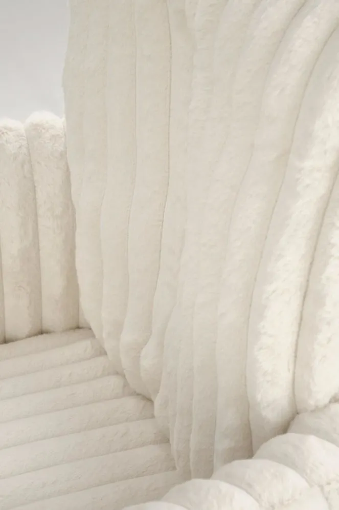 Krzesło tapicerowane K572 kremowe obracane z podłokietnikami I sklep meblowy MIRAT.