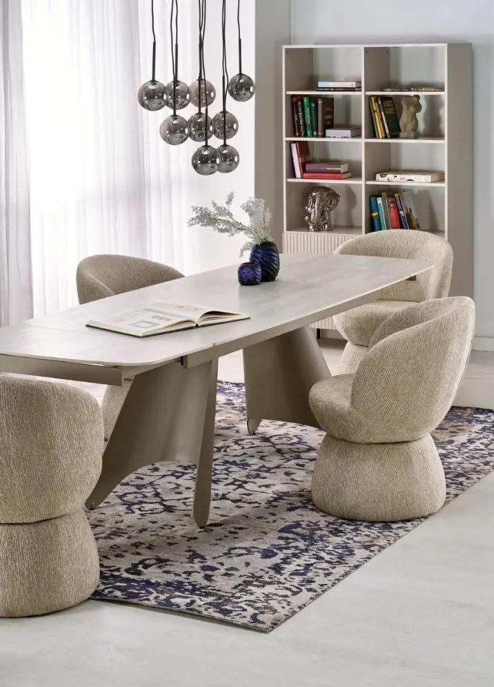 Krzesło tapicerowane K581 beżowe obracane z okrągłą podstawą I sklep meblowy MIRAT.