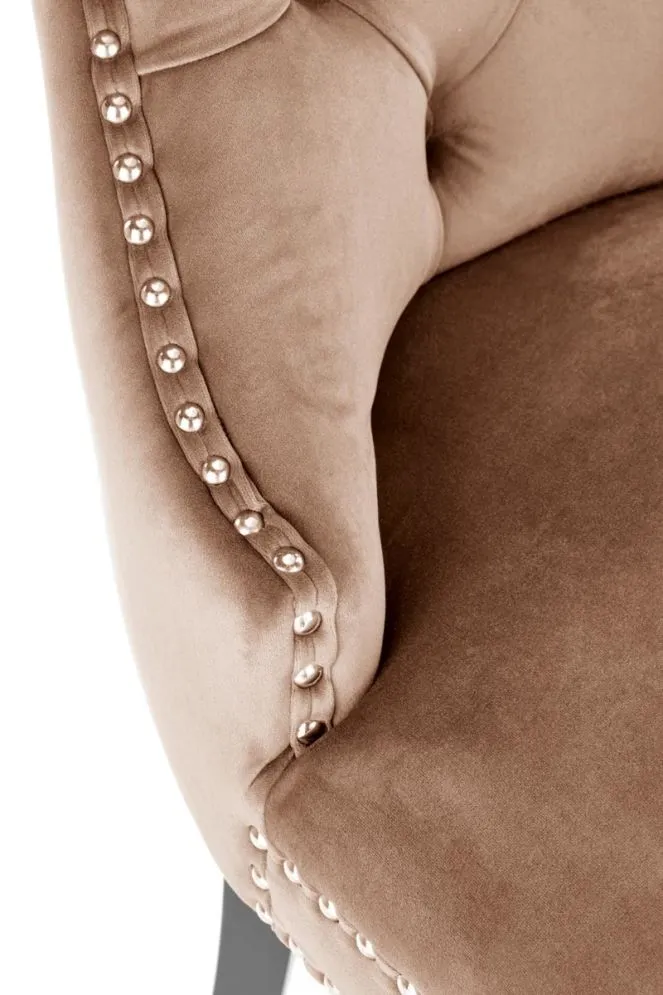 Krzesło tapicerowane MIYA VELVET beżowe w stylu klasycznym I sklep meblowy MIRAT. styl KLASYCZNY