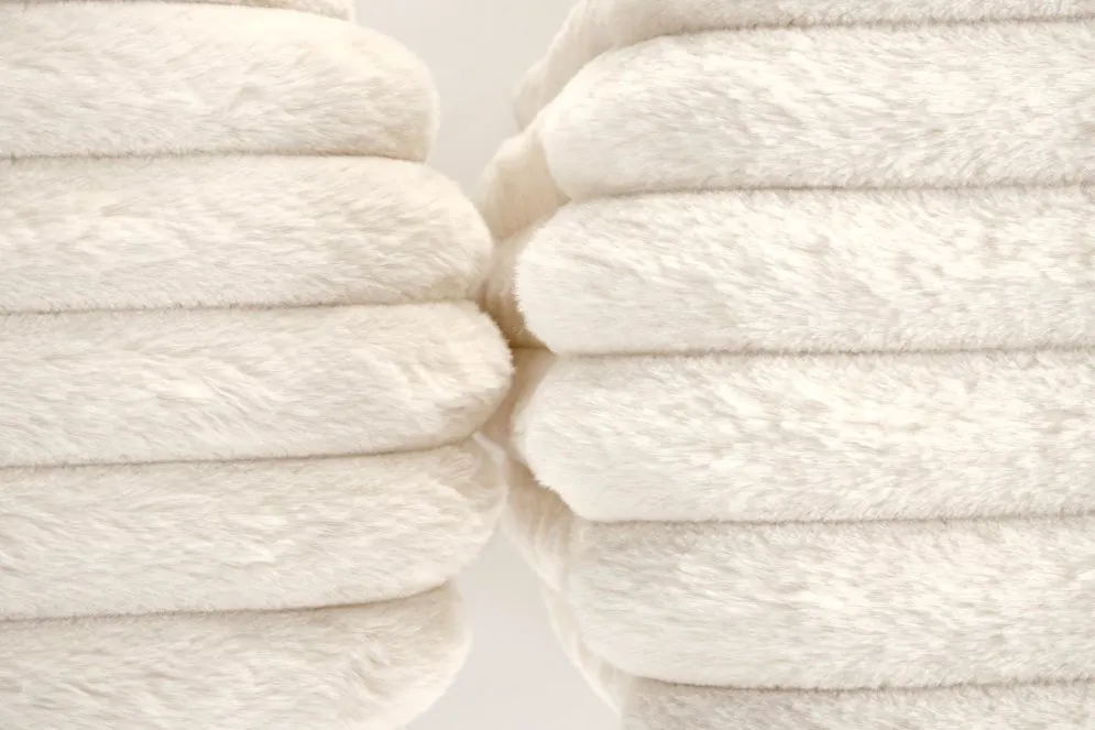 Zestaw dwóch puf FIDO kremowe/złote ze schowkiem I sklep meblowy MIRAT. styl GLAMOUR