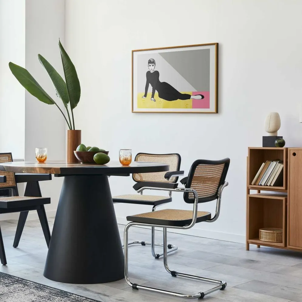 Plakat Piękna Audrey 30x21 cm z ramą złotą z marginesem | MIRAT.