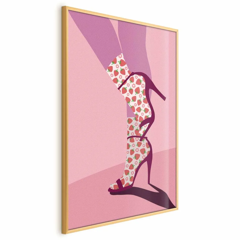 Plakat Skarpetki w truskawki 60x90 cm z ramą złotą bez marginesu | MIRAT.